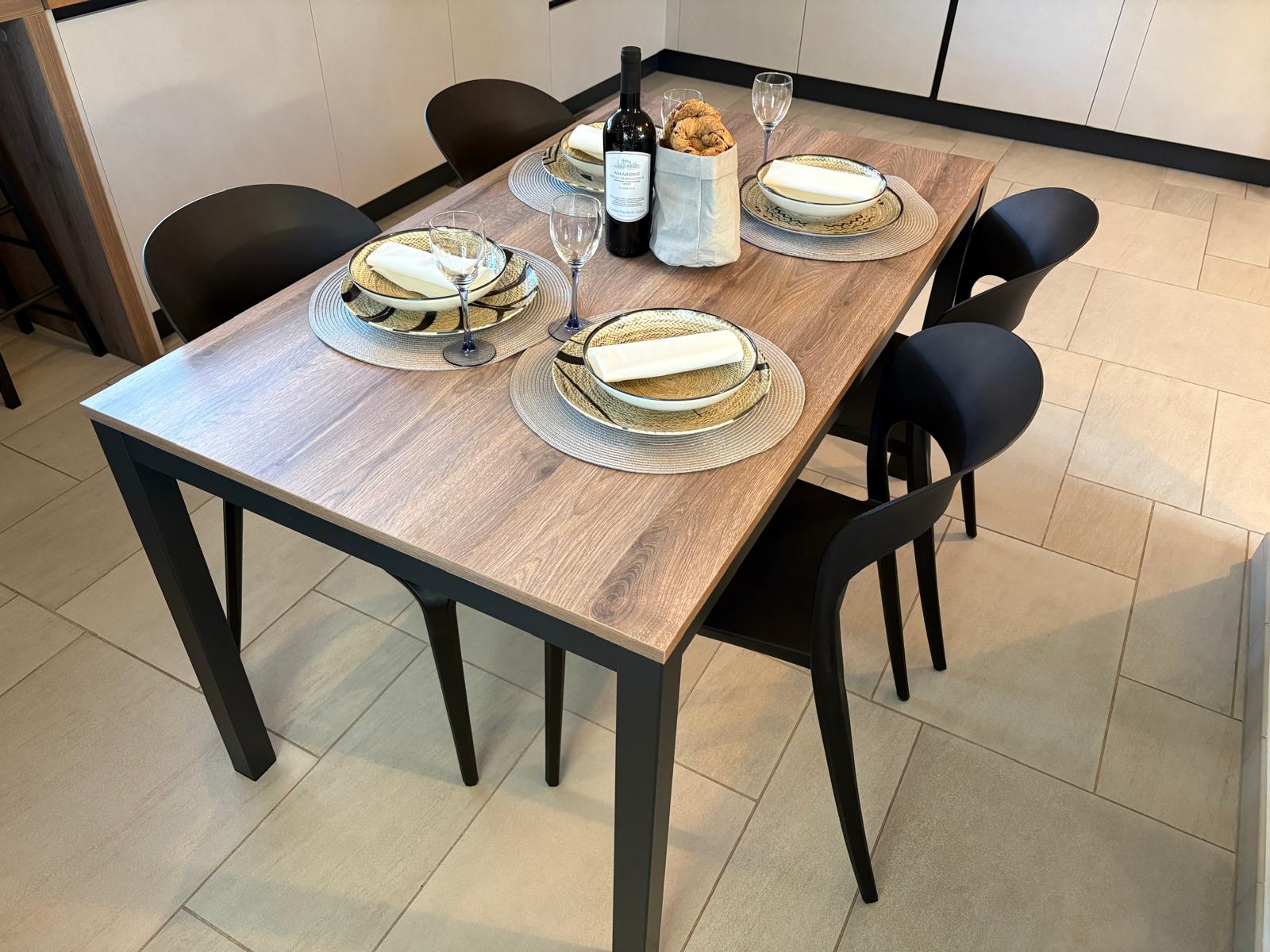 Tavolo da pranzo